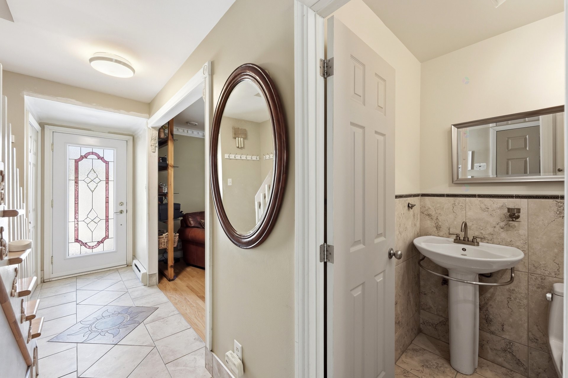 









517


Rue Beausoleil

,
Montréal (Rivière-des-Prairies/Pointe-aux-Trembles),




QC
H1A4G4

