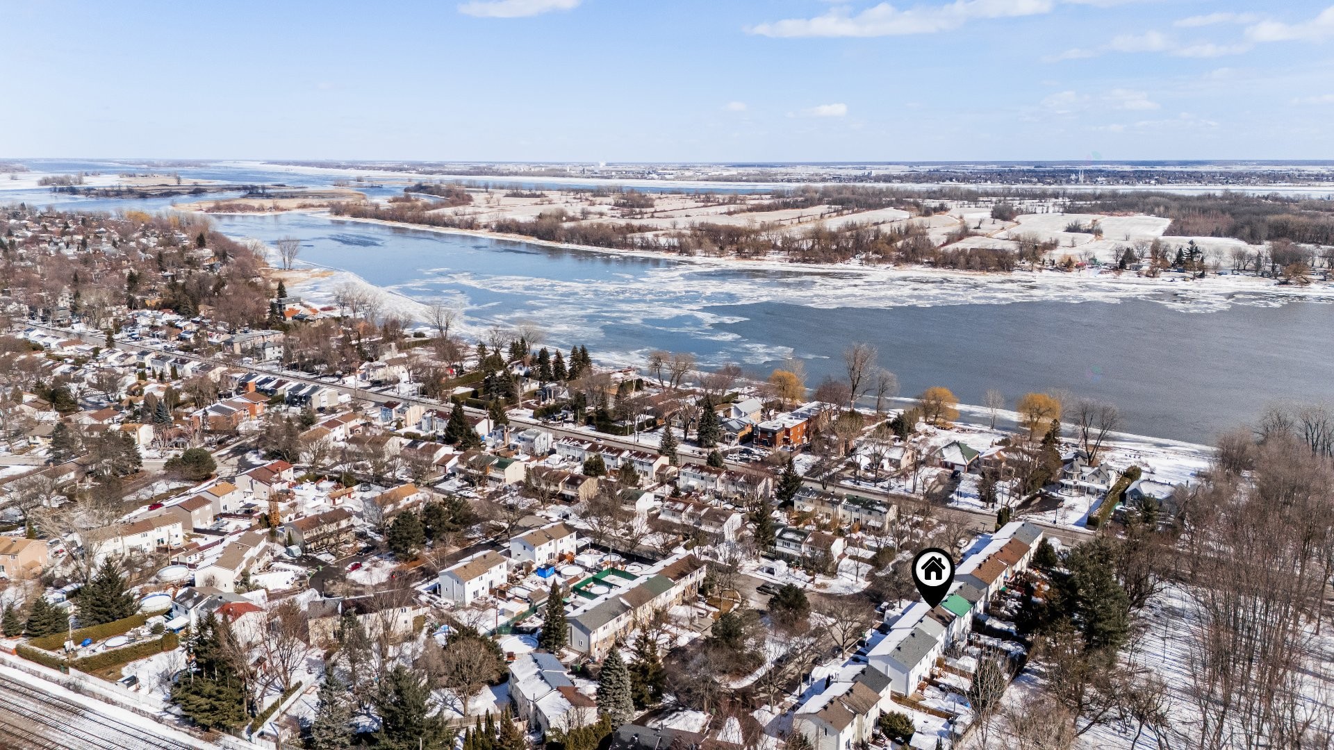 









517


Rue Beausoleil

,
Montréal (Rivière-des-Prairies/Pointe-aux-Trembles),




QC
H1A4G4

