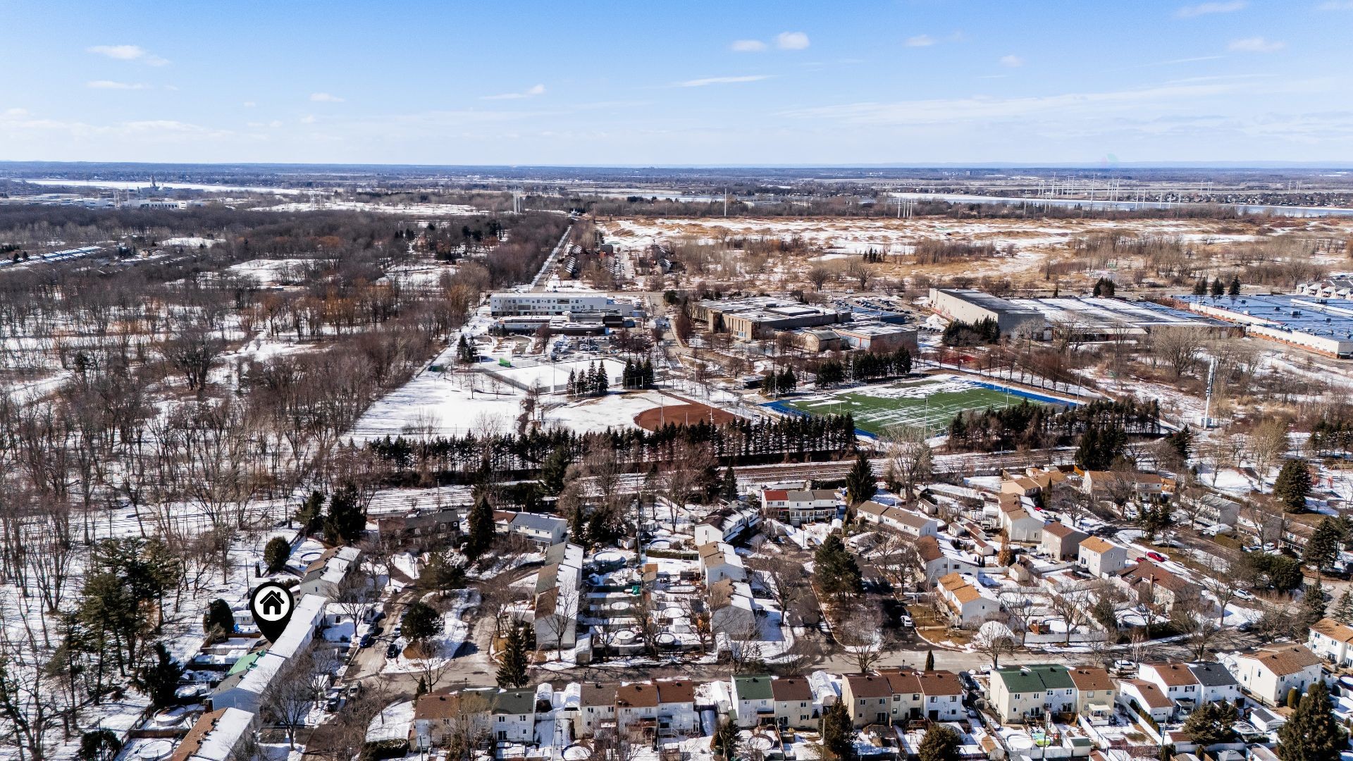 









517


Rue Beausoleil

,
Montréal (Rivière-des-Prairies/Pointe-aux-Trembles),




QC
H1A4G4

