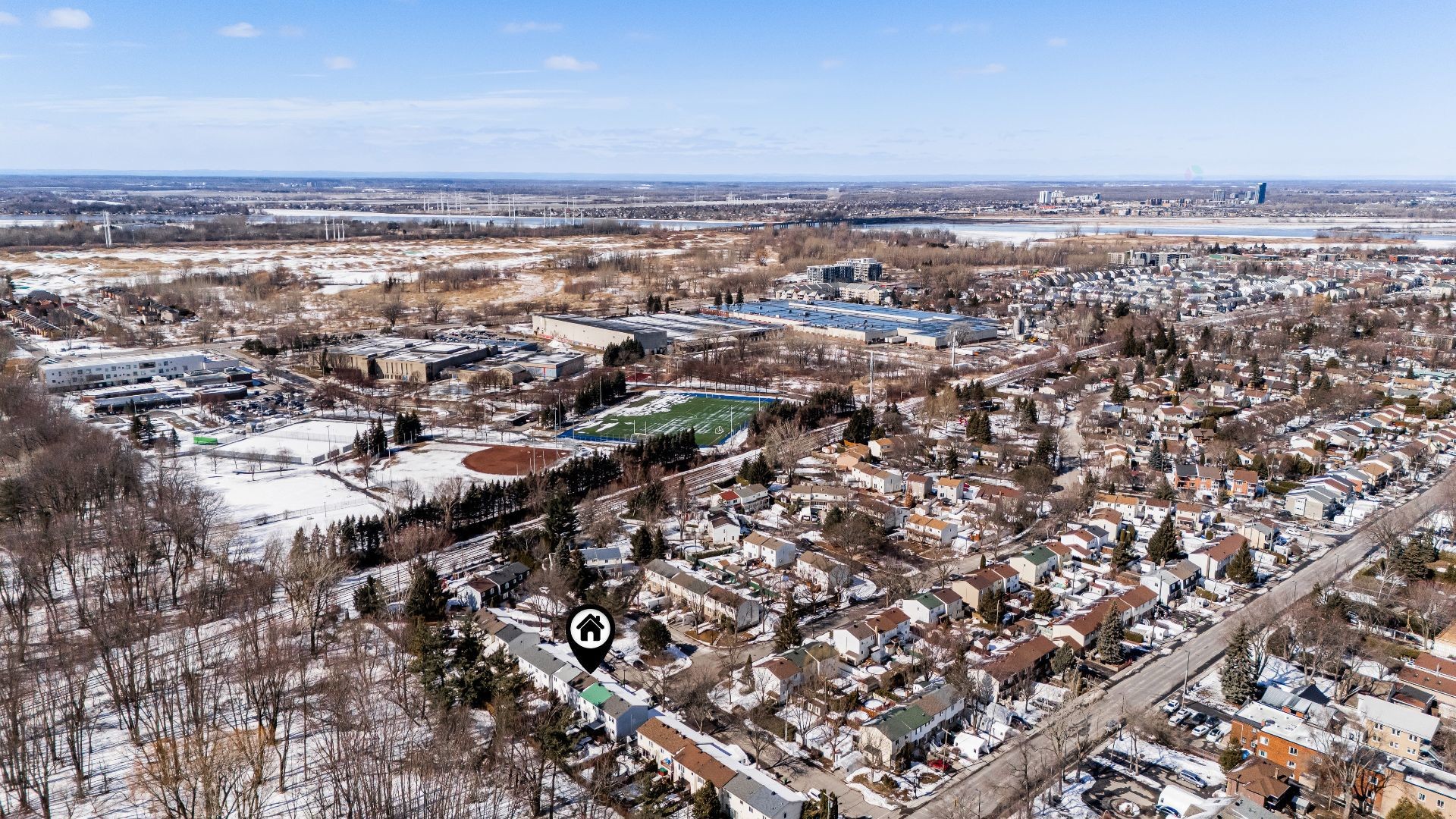 









517


Rue Beausoleil

,
Montréal (Rivière-des-Prairies/Pointe-aux-Trembles),




QC
H1A4G4

