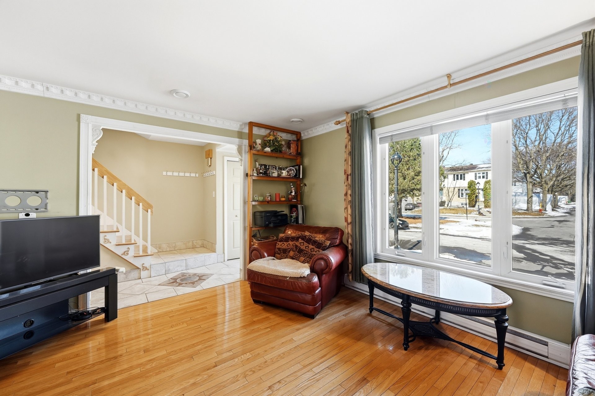 









517


Rue Beausoleil

,
Montréal (Rivière-des-Prairies/Pointe-aux-Trembles),




QC
H1A4G4


