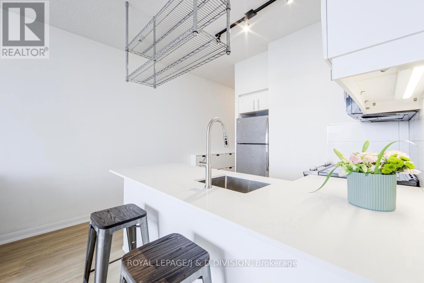 












3100 - 33 SHEPPARD AVENUE E

,
Toronto,




Ontario
M2N7K1

