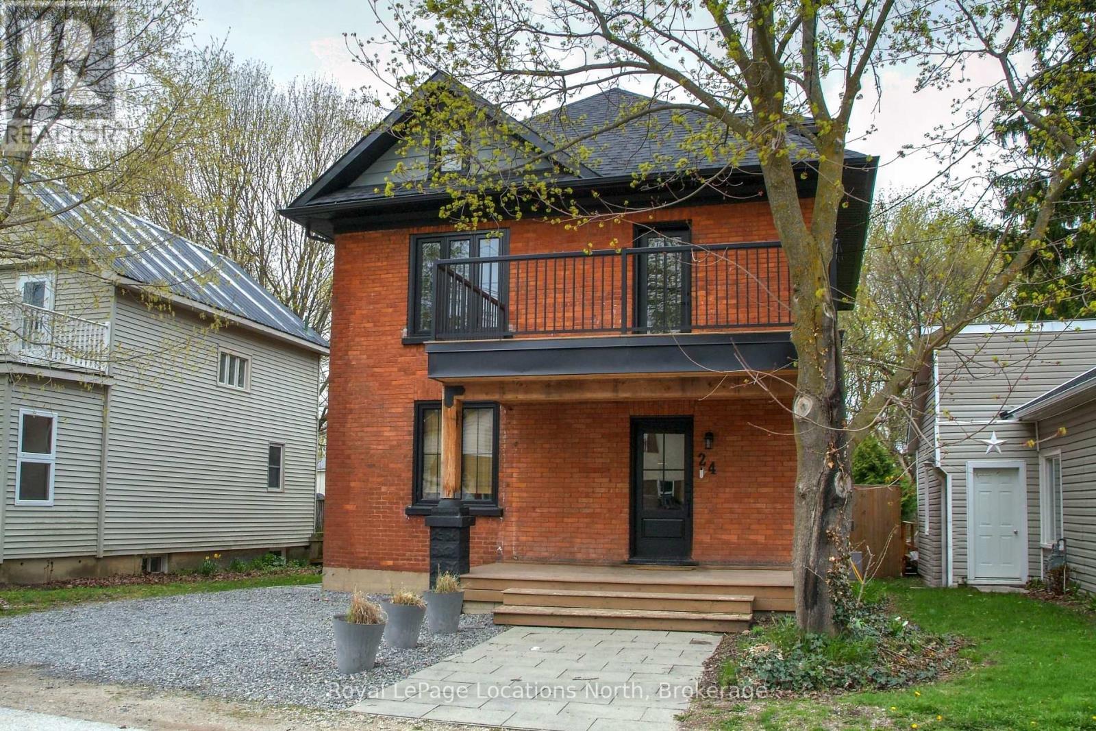 












24 MARSHALL STREET W

,
Meaford,




Ontario
N4L1E3

