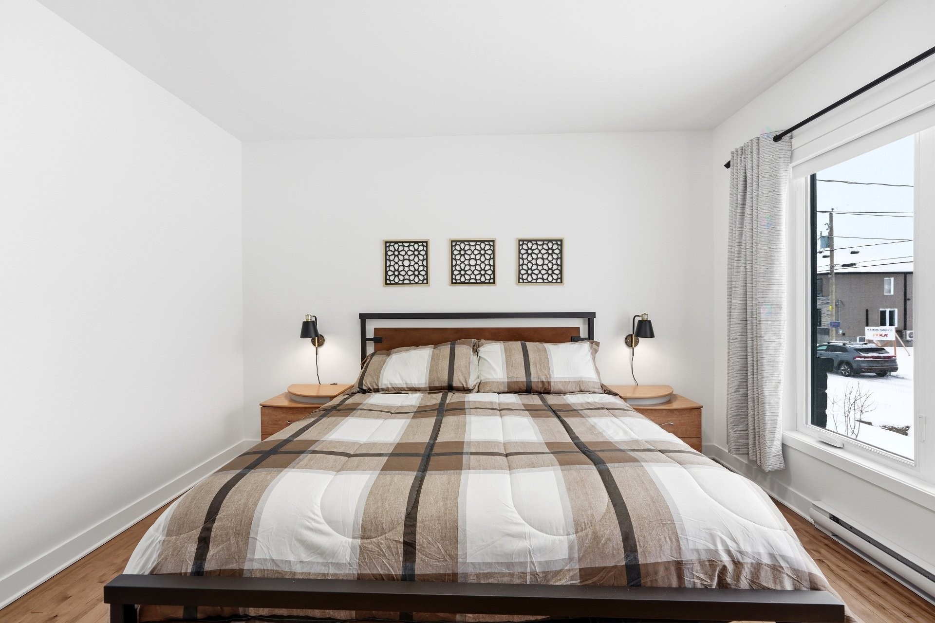 









3865


Rue Léon-Landry

,
Sainte-Julienne,




QC
J0K2T0

