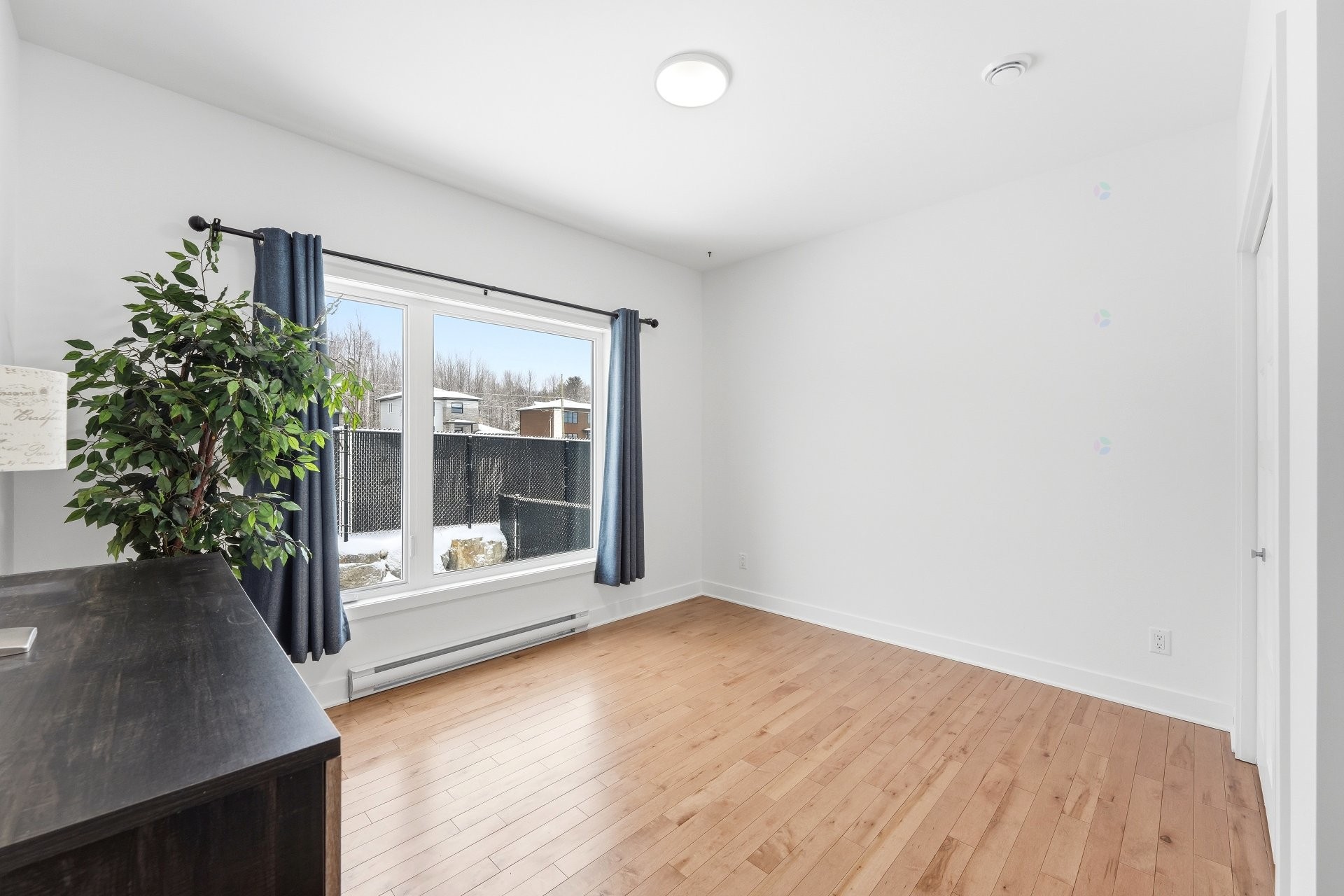 









3865


Rue Léon-Landry

,
Sainte-Julienne,




QC
J0K2T0

