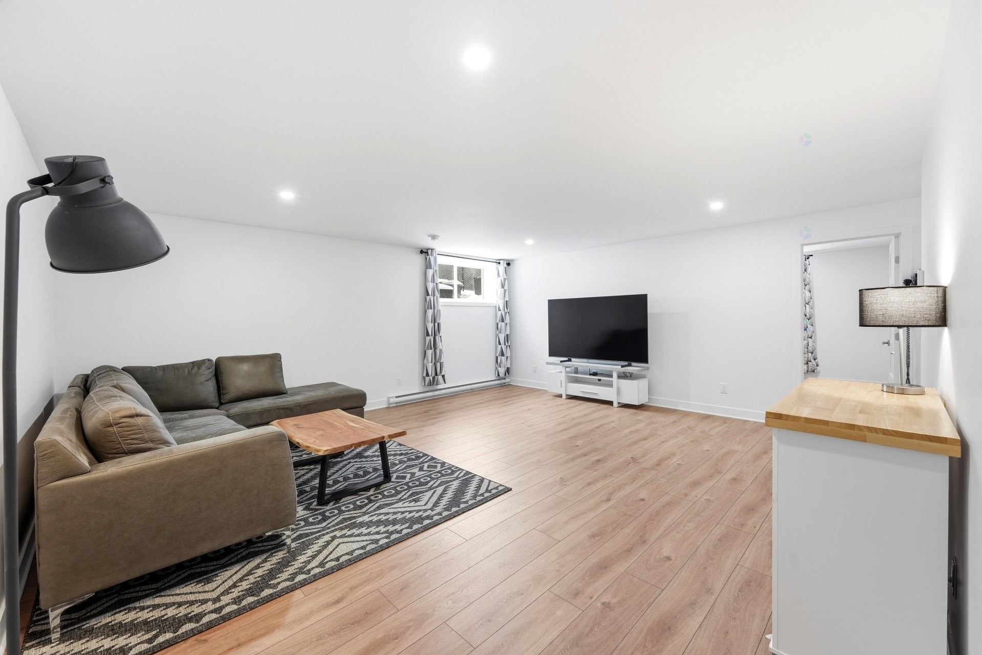 









3865


Rue Léon-Landry

,
Sainte-Julienne,




QC
J0K2T0

