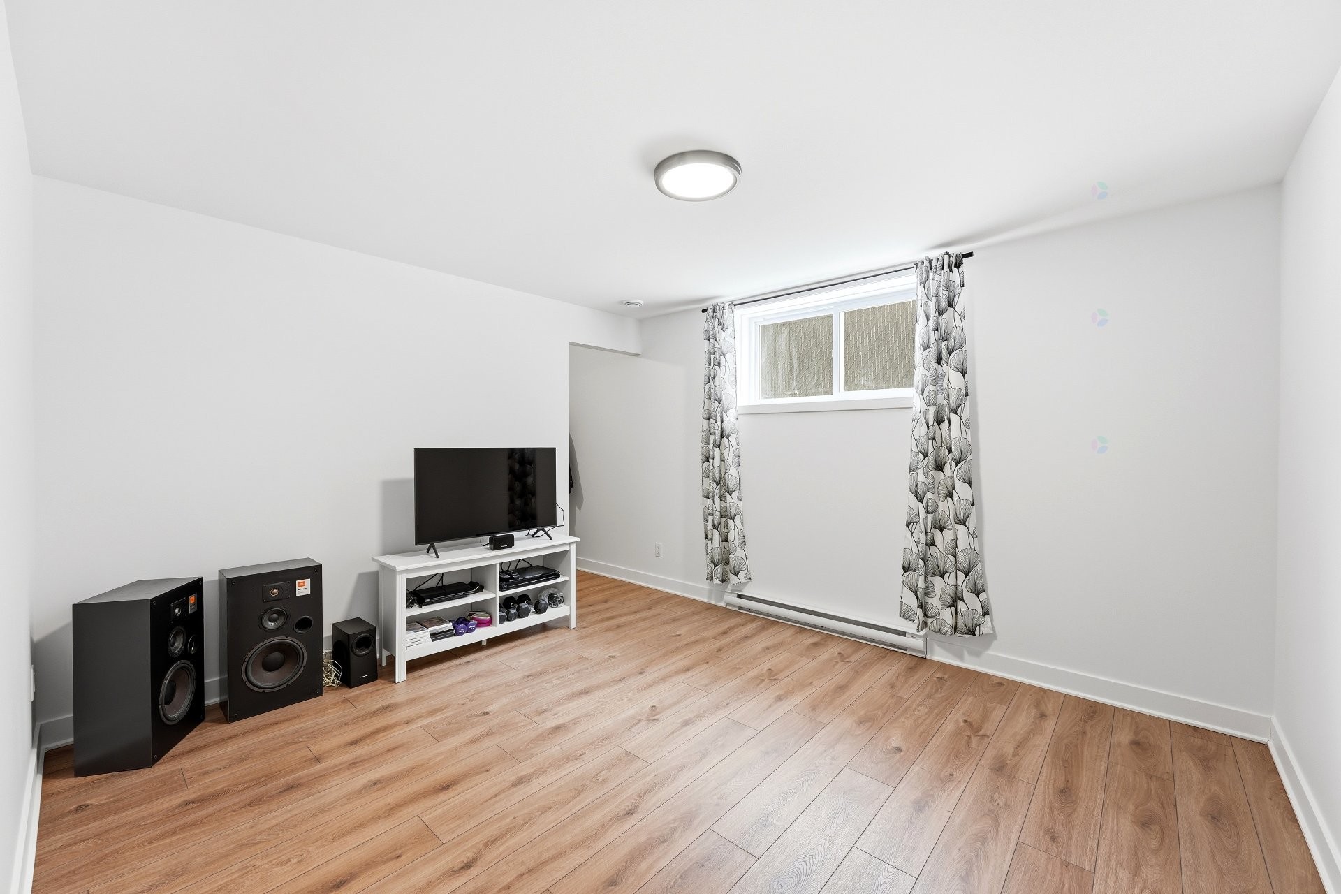 









3865


Rue Léon-Landry

,
Sainte-Julienne,




QC
J0K2T0

