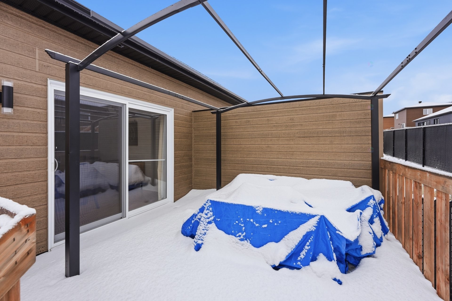 









3865


Rue Léon-Landry

,
Sainte-Julienne,




QC
J0K2T0

