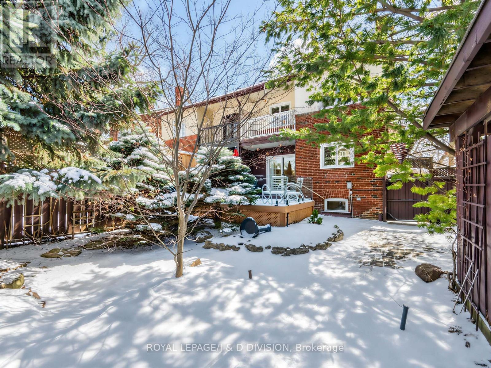 












112 ROSE PARK DRIVE

,
Toronto,




Ontario
M4T1R5

