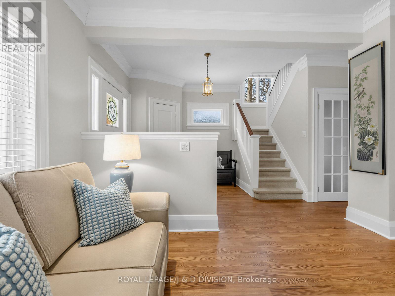 












112 ROSE PARK DRIVE

,
Toronto,




Ontario
M4T1R5

