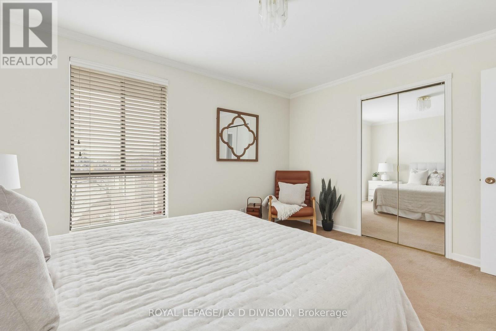 












122 CORTLEIGH BOULEVARD

,
Toronto,




Ontario
M4R1K6

