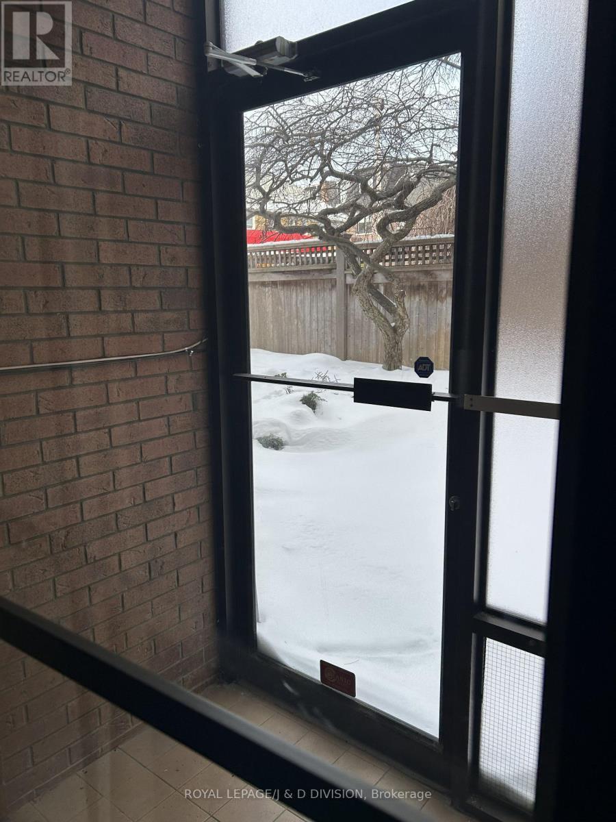 












122 CORTLEIGH BOULEVARD

,
Toronto,




Ontario
M4R1K6

