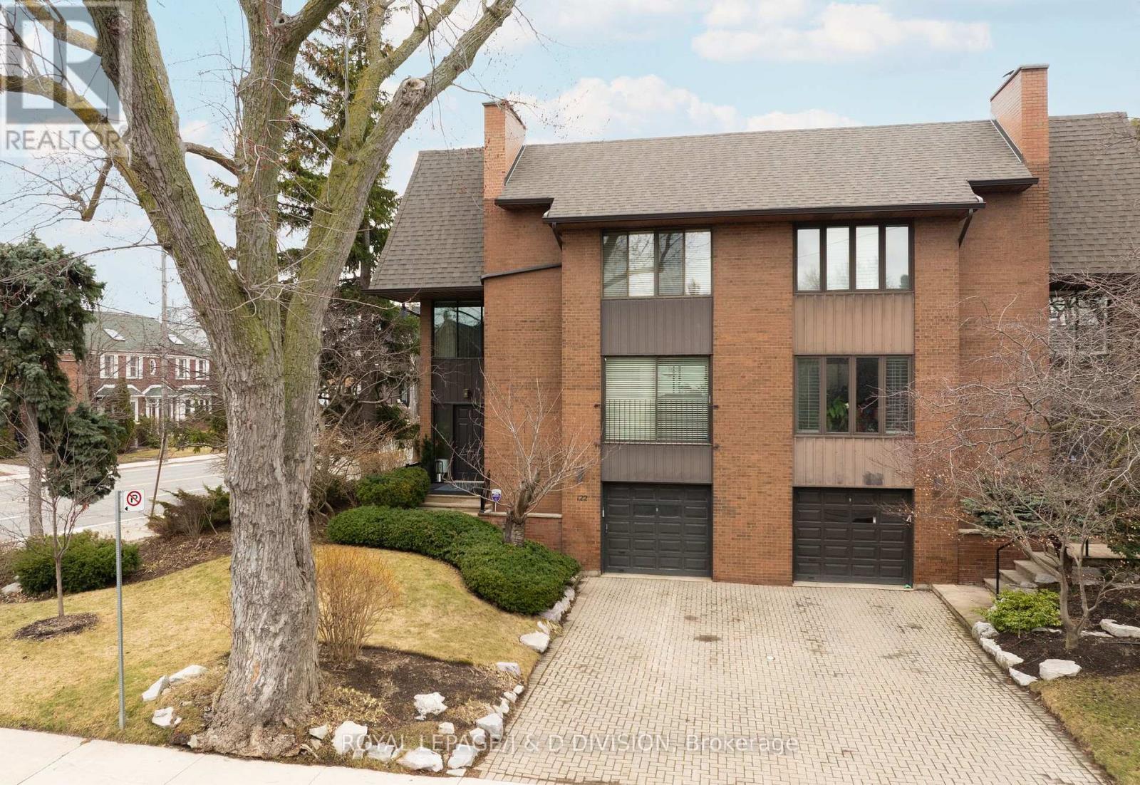 












122 CORTLEIGH BOULEVARD

,
Toronto,




Ontario
M4R1K6

