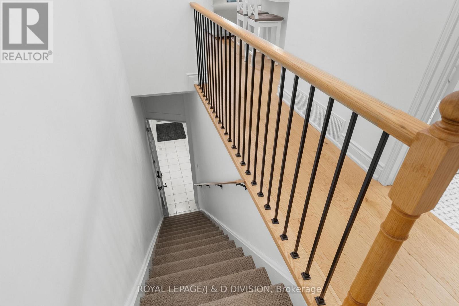 












28 ARGYLE STREET

,
Toronto,




Ontario
M6J1N4

