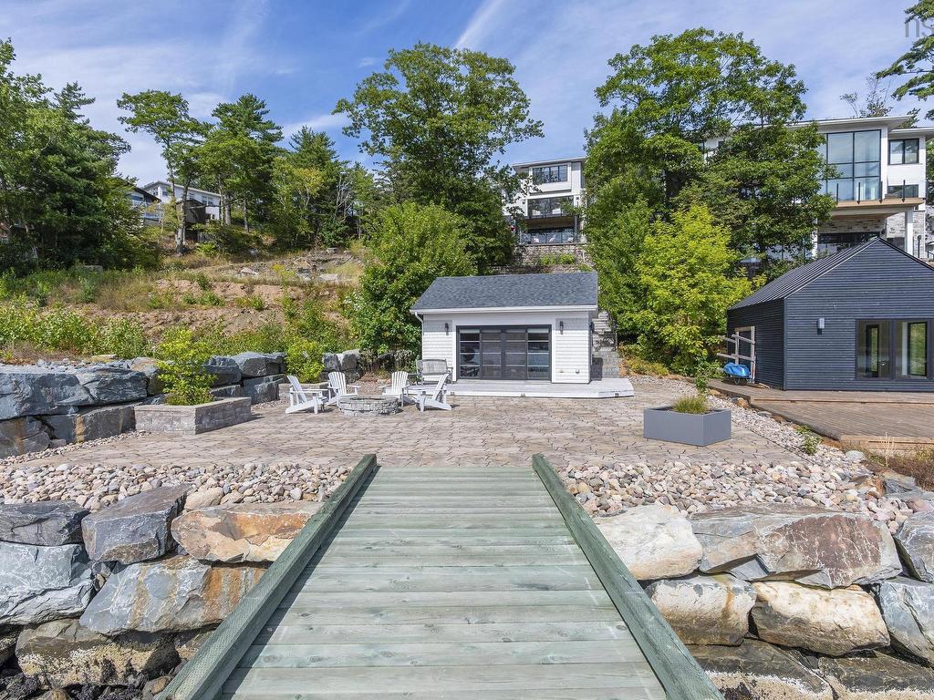 












1170 Rockcliffe Street

,
Halifax,




NS
B3H 3Y6

