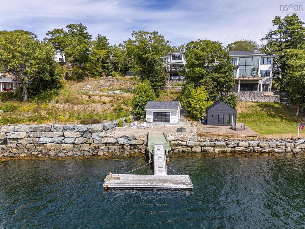 












1170 Rockcliffe Street

,
Halifax,




NS
B3H 3Y6


