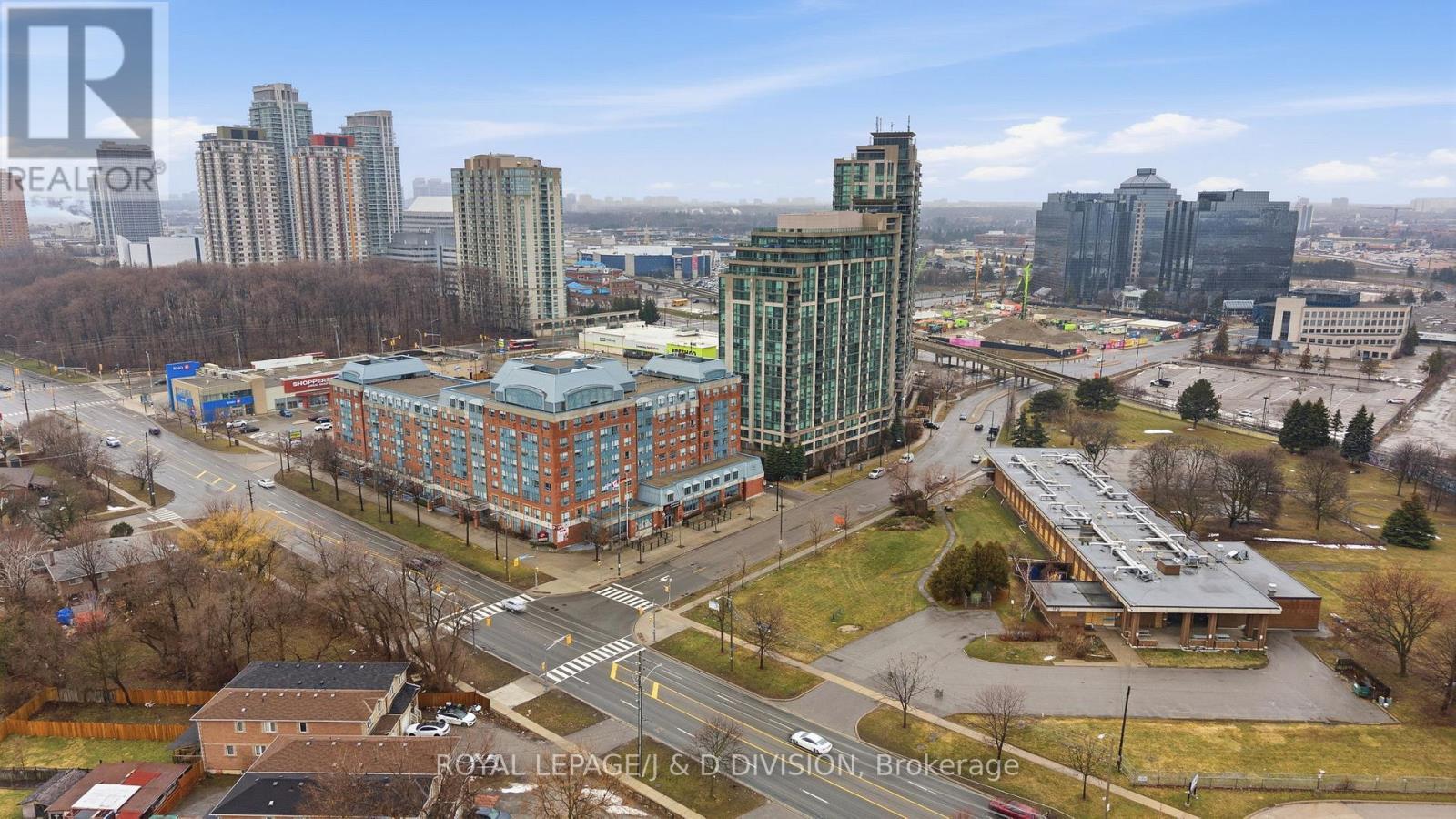 












1610 - 68 GRANGEWAY AVENUE

,
Toronto,




Ontario
M1H0A1

