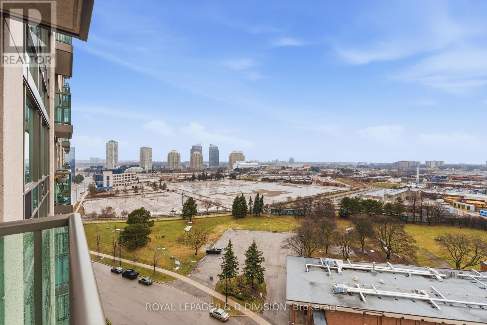 












1610 - 68 GRANGEWAY AVENUE

,
Toronto,




Ontario
M1H0A1

