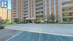 View of apartment building / complex