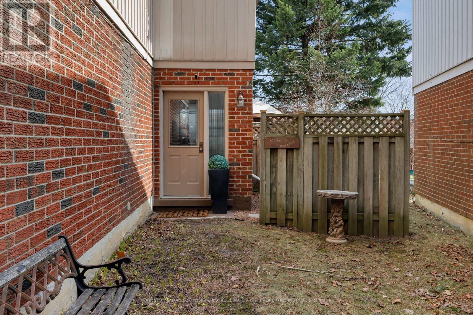 












130 FRANK RIVERS DRIVE

,
Toronto,




Ontario
M1W3N4

