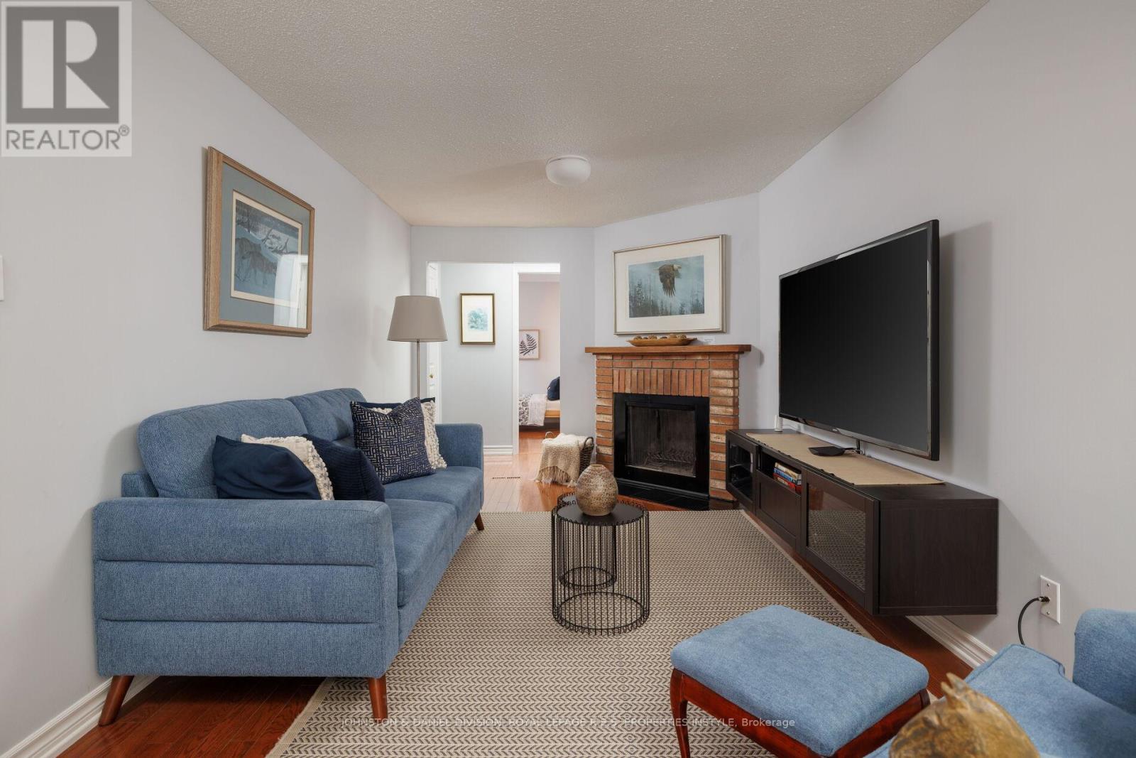 












130 FRANK RIVERS DRIVE

,
Toronto,




Ontario
M1W3N4

