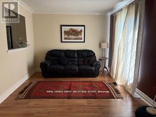 












24 SUTTER AVENUE

,
Brampton,




Ontario
L6Z1G7

