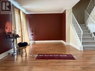 












24 SUTTER AVENUE

,
Brampton,




Ontario
L6Z1G7

