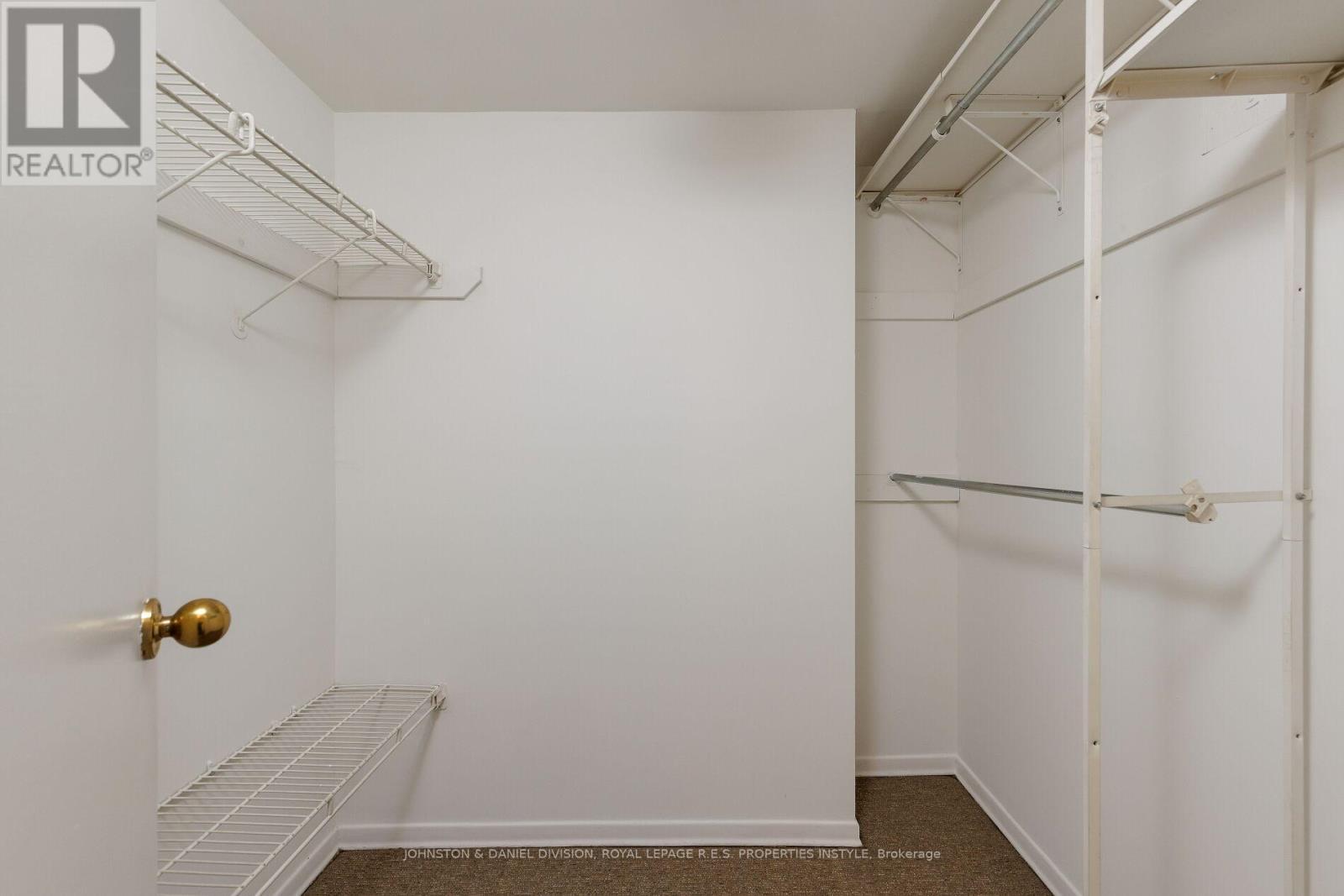 












901 - 30 WELLINGTON STREET E

,
Toronto,




Ontario
M5E1S3

