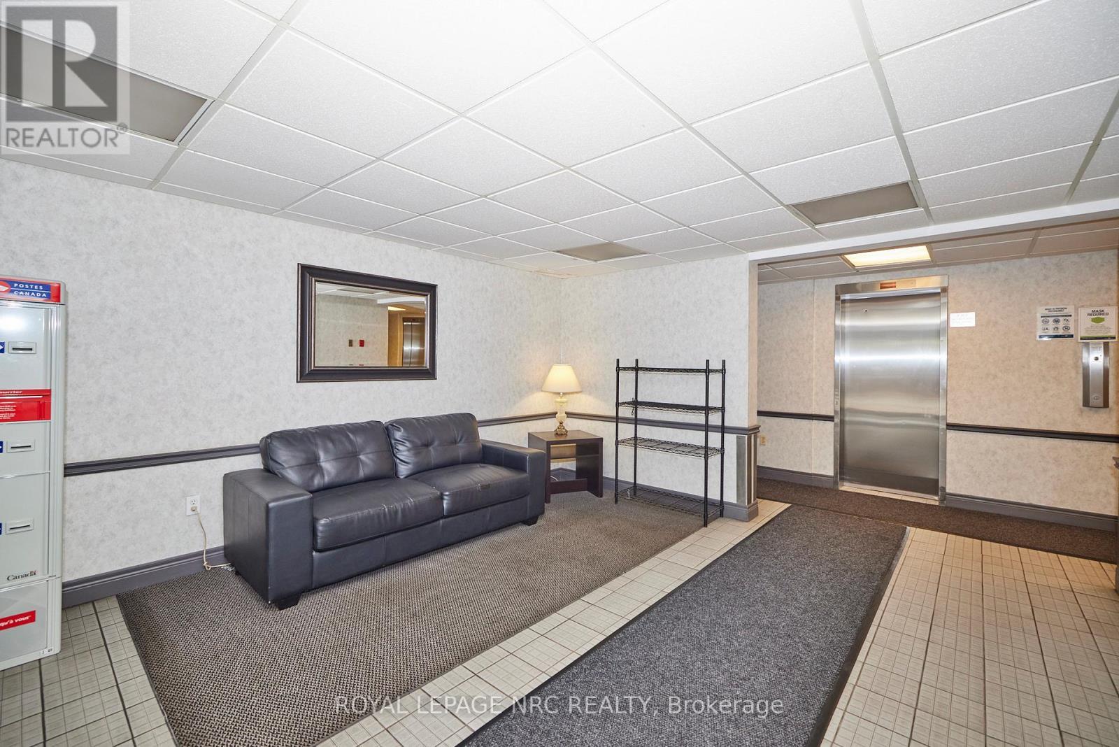 












209 - 264 GRANTHAM AVENUE

,
St. Catharines (Carlton/Bunting),




Ontario
L2M5B5

