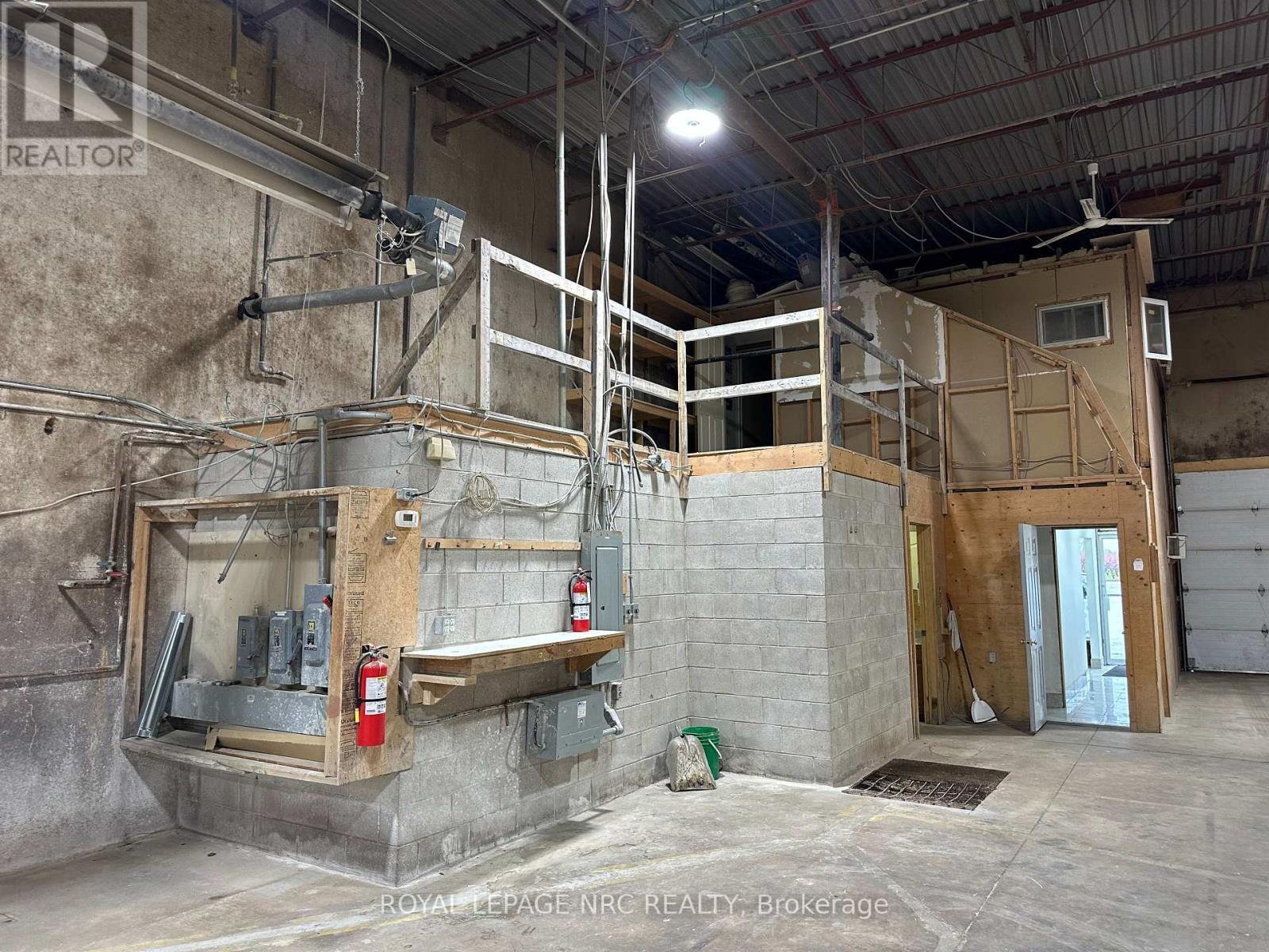 












3 - 580 READ ROAD

,
St. Catharines (Port Weller),




Ontario
L2R7K6

