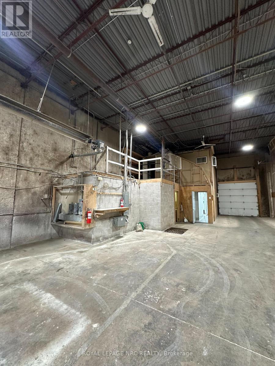 












3 - 580 READ ROAD

,
St. Catharines (Port Weller),




Ontario
L2R7K6

