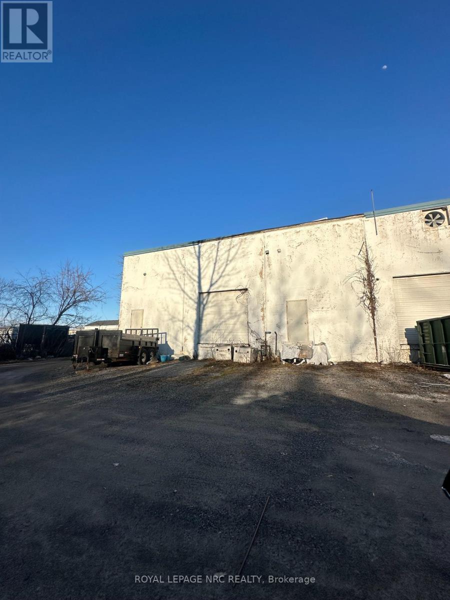 












3 - 580 READ ROAD

,
St. Catharines (Port Weller),




Ontario
L2R7K6

