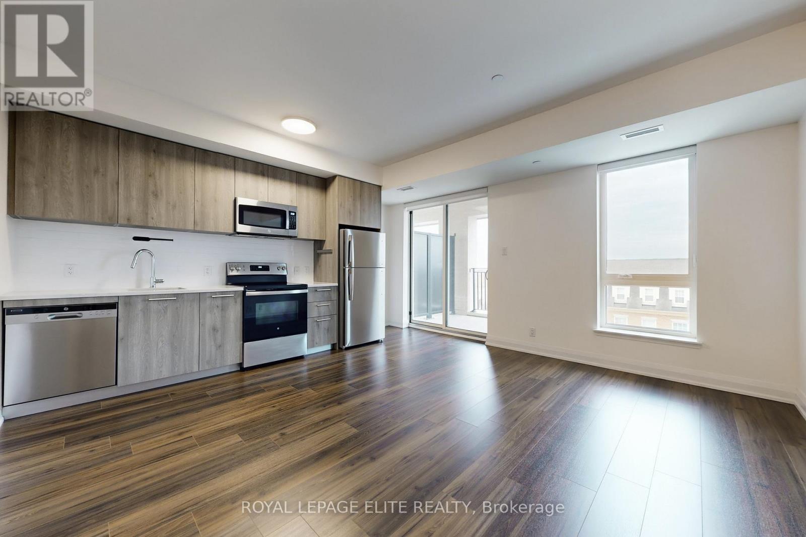 












313 - 101 CATHEDRAL HIGH STREET

,
Markham,




Ontario
L6C3L8


