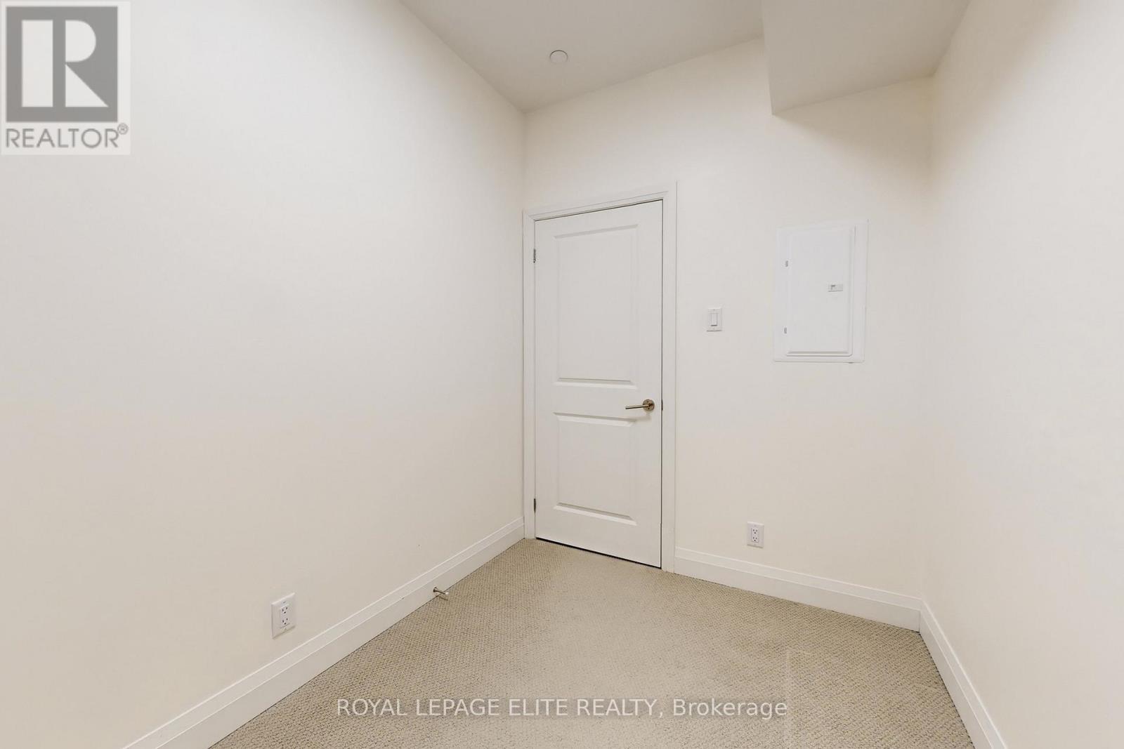 












313 - 101 CATHEDRAL HIGH STREET

,
Markham,




Ontario
L6C3L8

