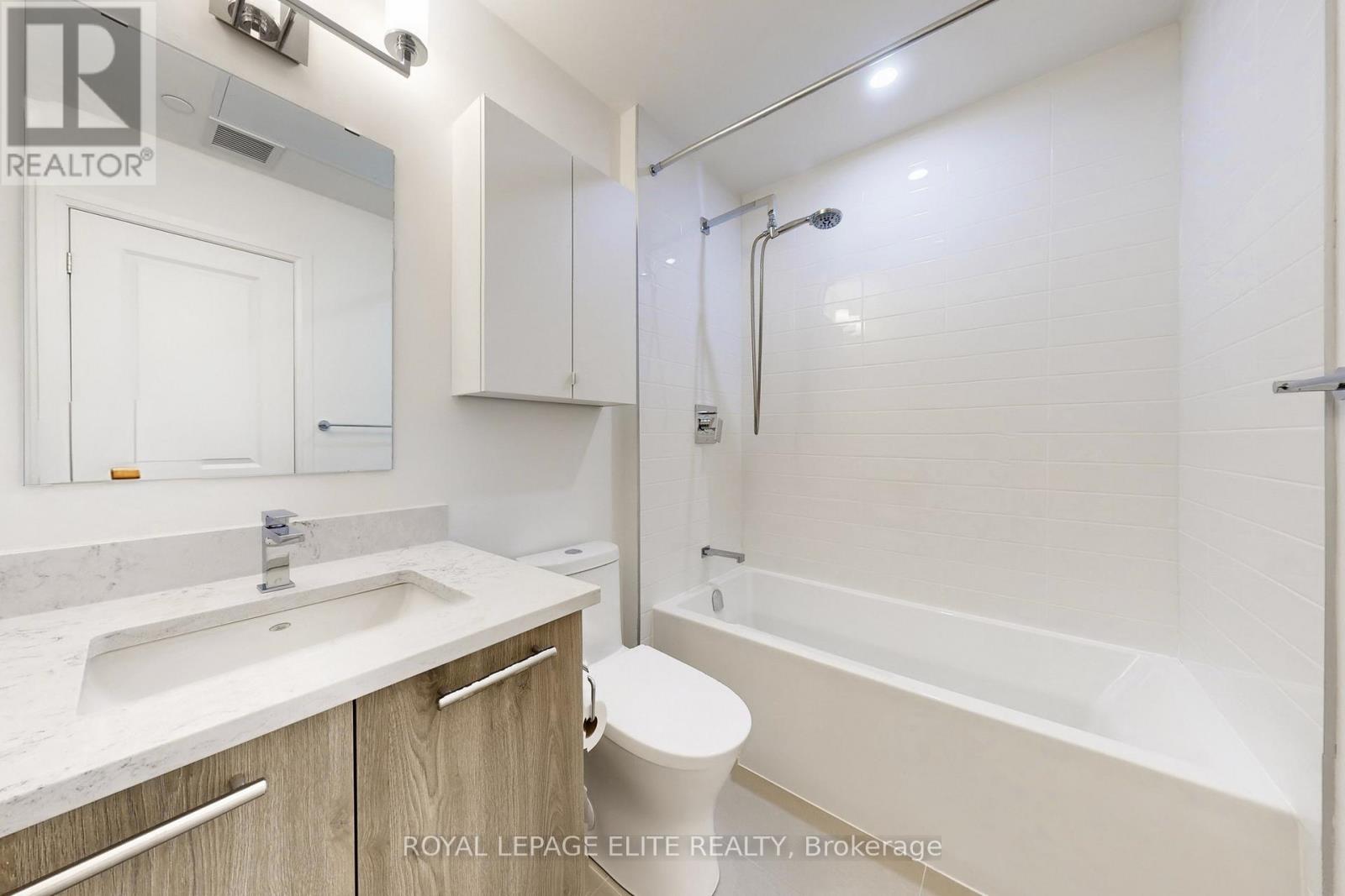 












313 - 101 CATHEDRAL HIGH STREET

,
Markham,




Ontario
L6C3L8

