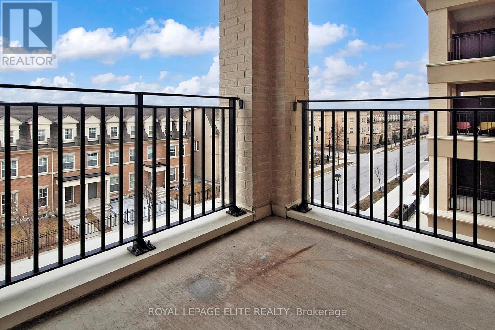 












313 - 101 CATHEDRAL HIGH STREET

,
Markham,




Ontario
L6C3L8

