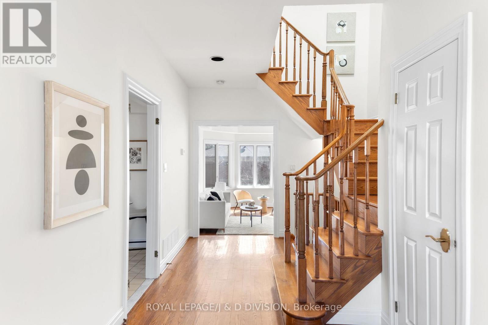 












77 CHAPLIN CRESCENT

,
Toronto,




Ontario
M5P1A4

