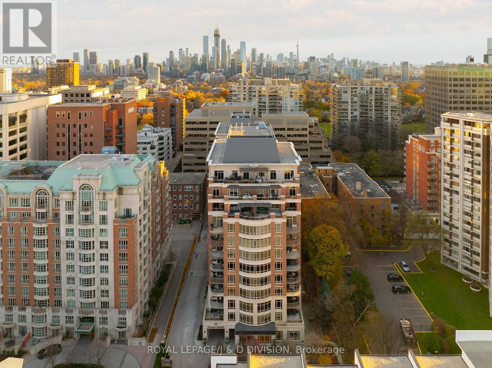 












401 - 55 DELISLE AVENUE

,
Toronto,




Ontario
M4V3C2

