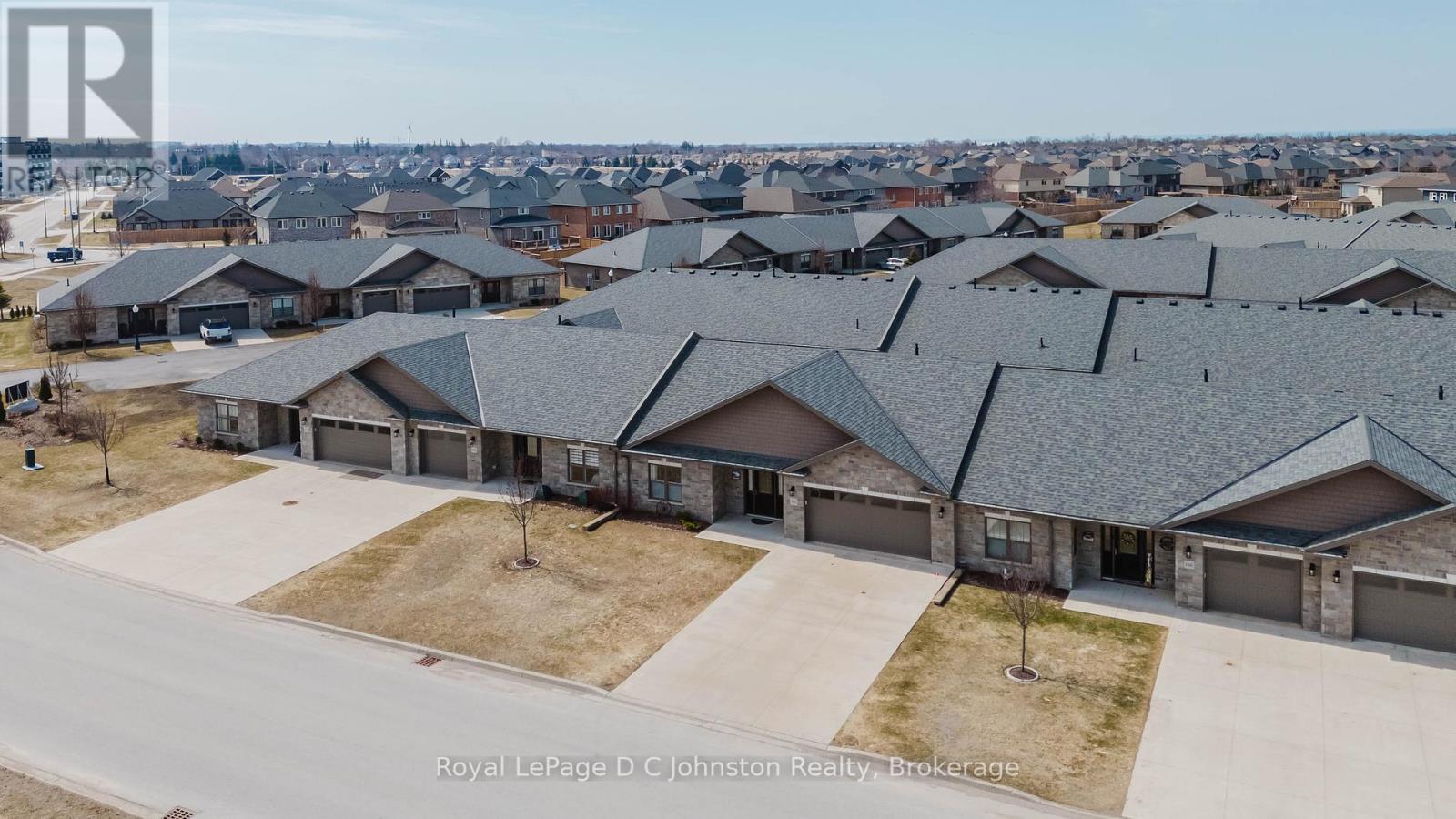 












1062 WATERLOO STREET

,
Saugeen Shores,




Ontario
N0H2C3

