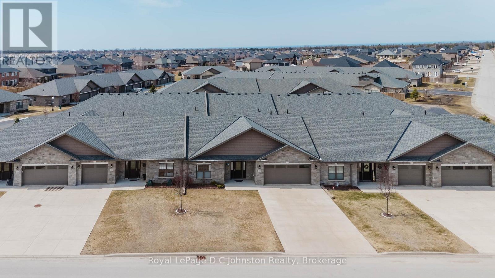 












1062 WATERLOO STREET

,
Saugeen Shores,




Ontario
N0H2C3

