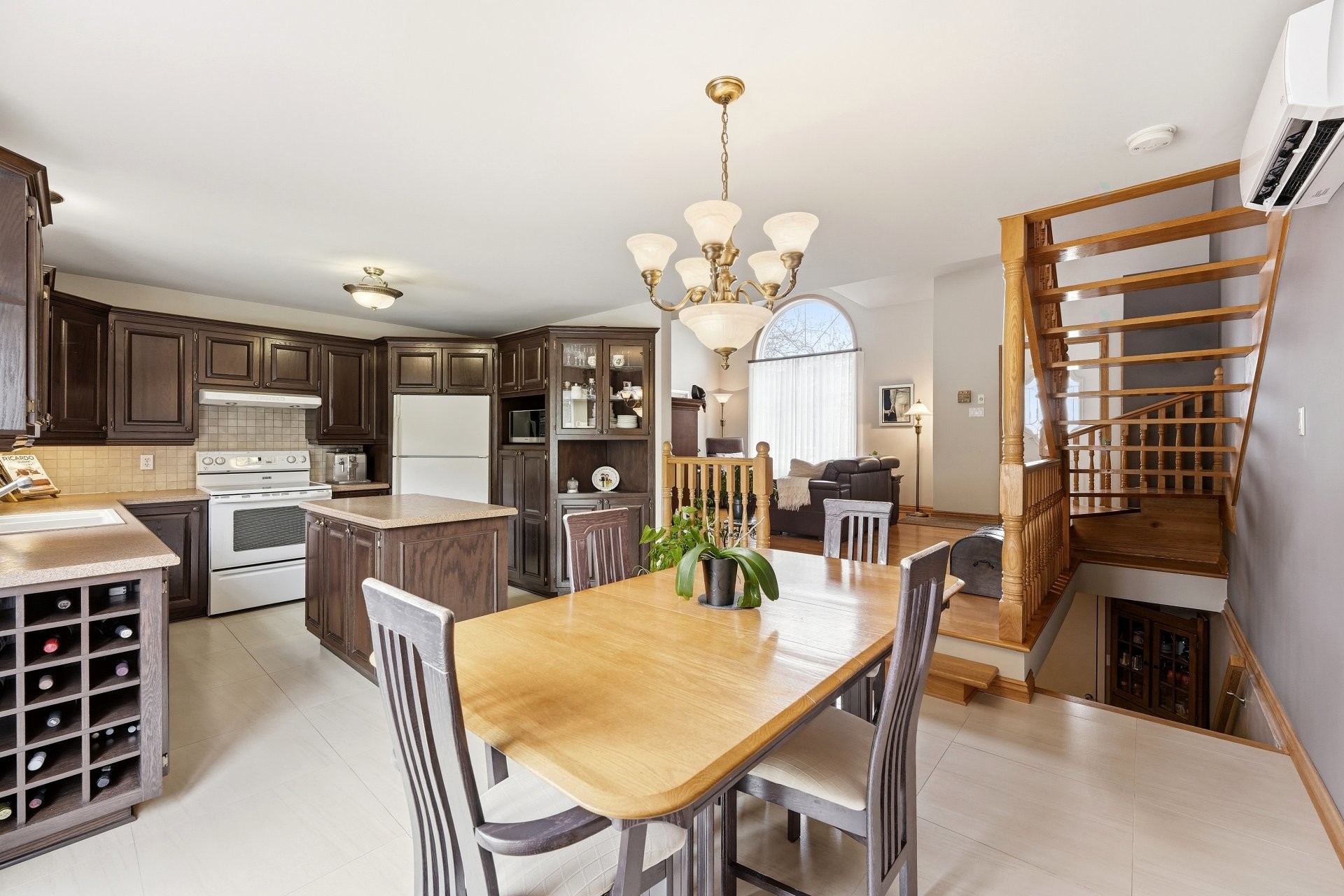 









1171


Rue Rodin

,
Repentigny (Repentigny),




QC
J5Y3M5

