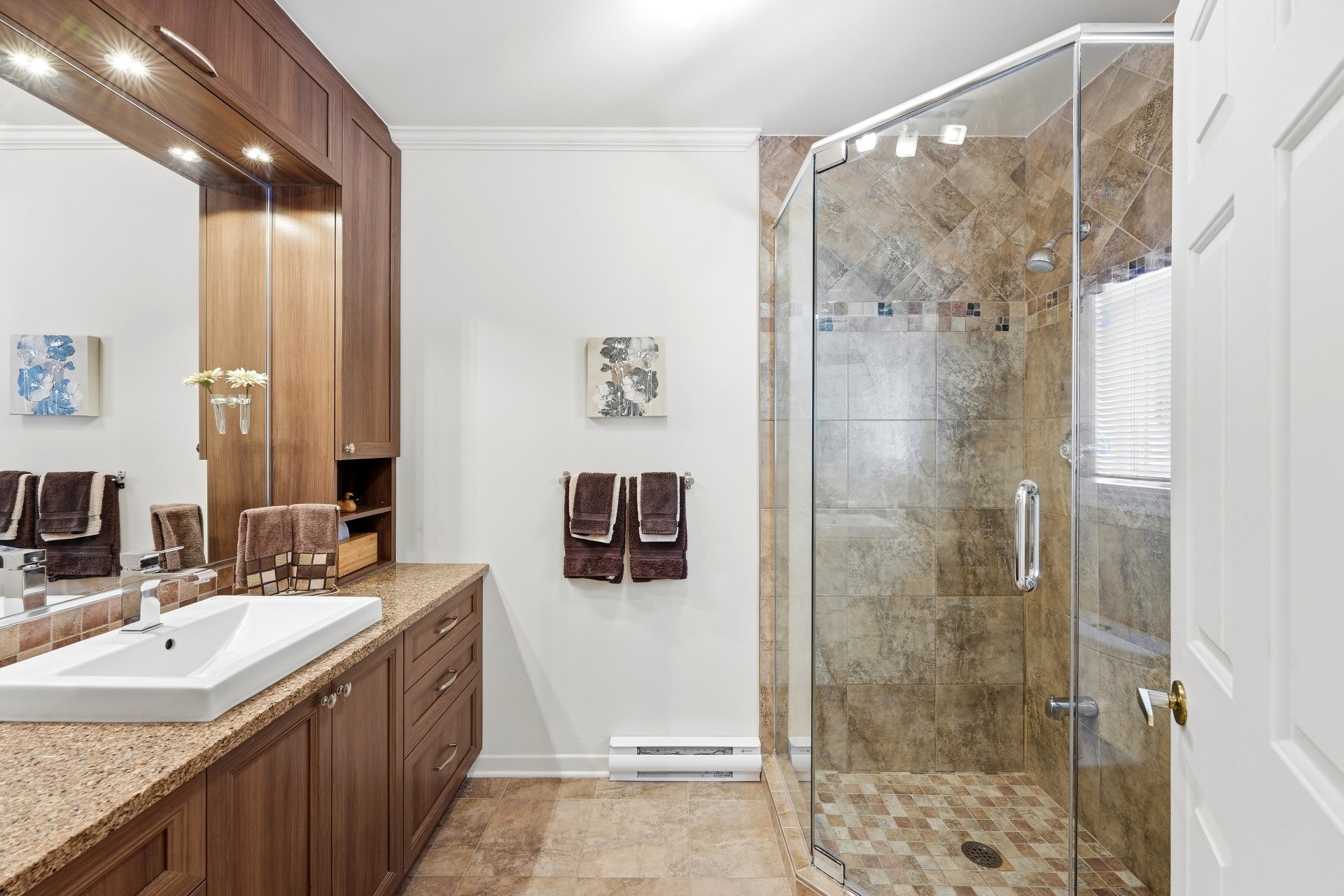 









1171


Rue Rodin

,
Repentigny (Repentigny),




QC
J5Y3M5

