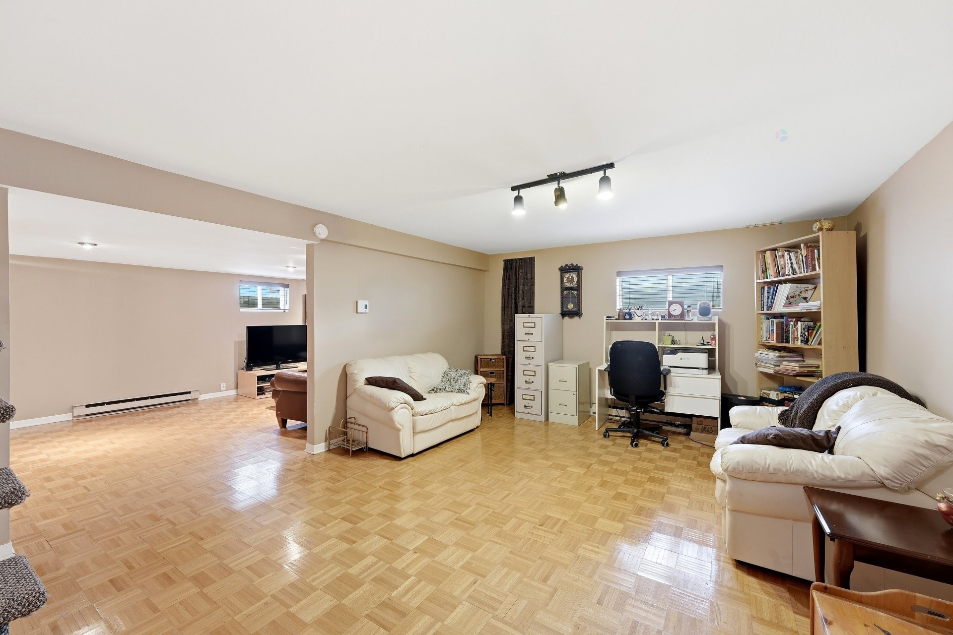 









1171


Rue Rodin

,
Repentigny (Repentigny),




QC
J5Y3M5

