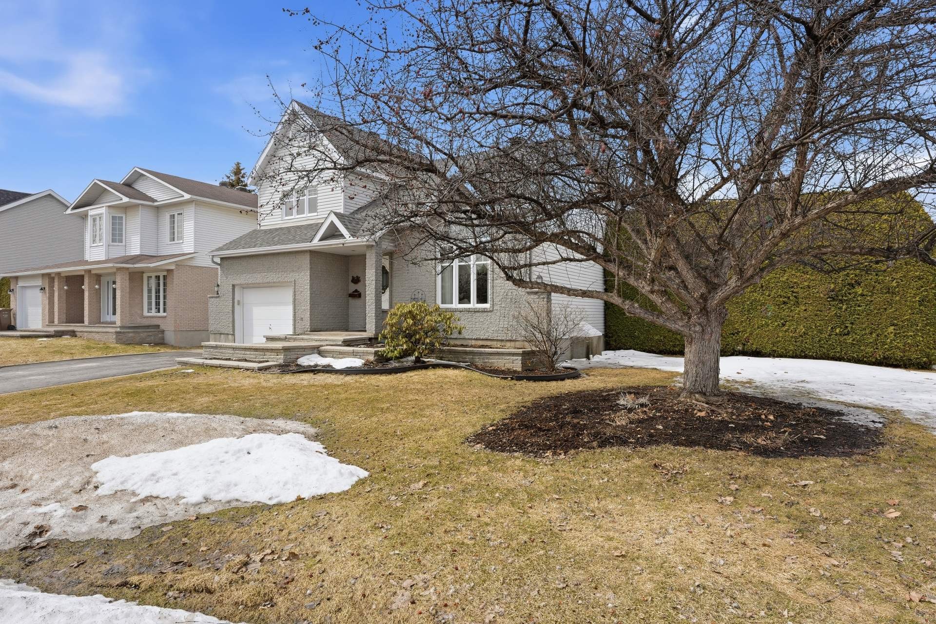 









1171


Rue Rodin

,
Repentigny (Repentigny),




QC
J5Y3M5

