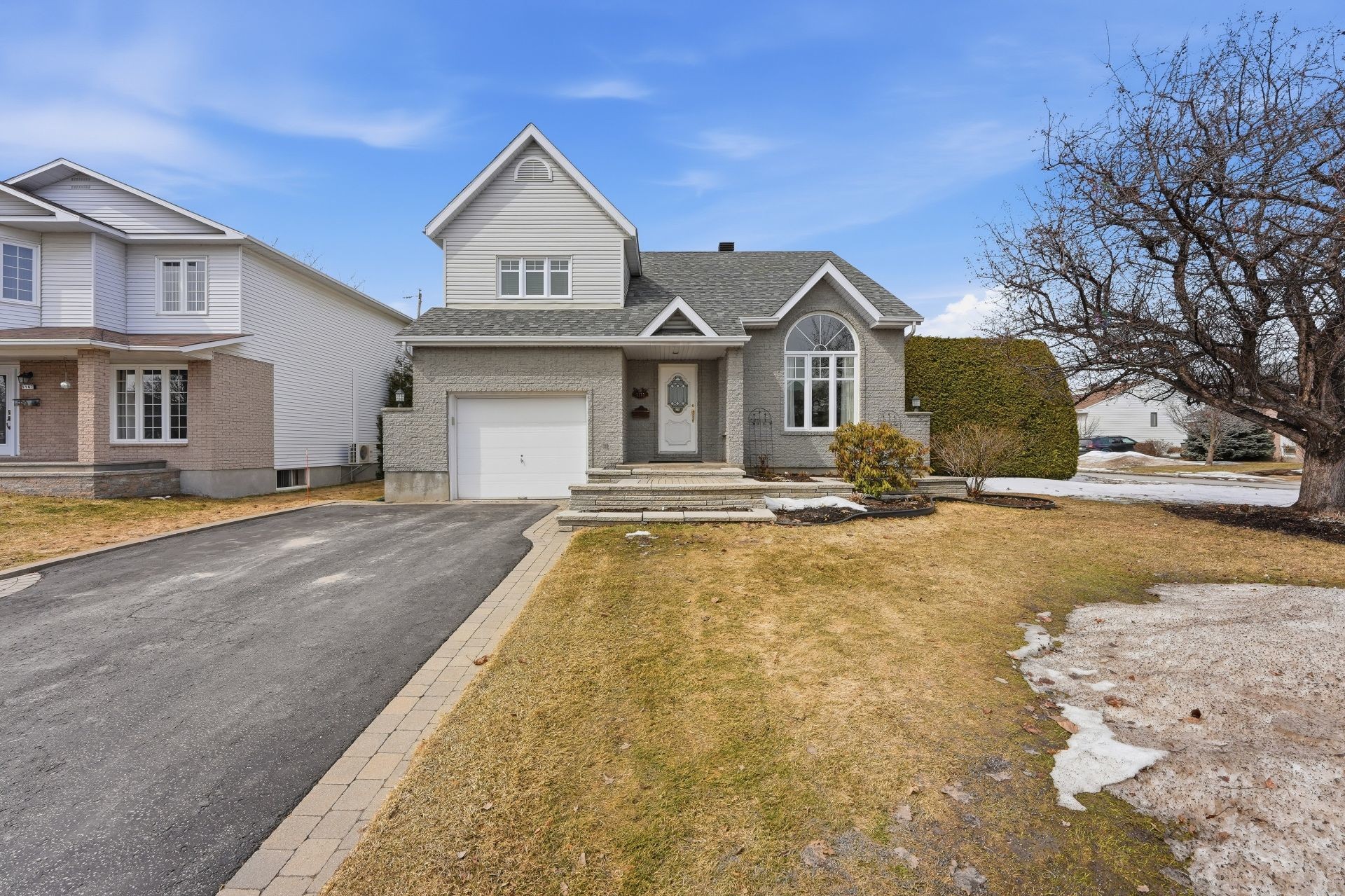 









1171


Rue Rodin

,
Repentigny (Repentigny),




QC
J5Y3M5

