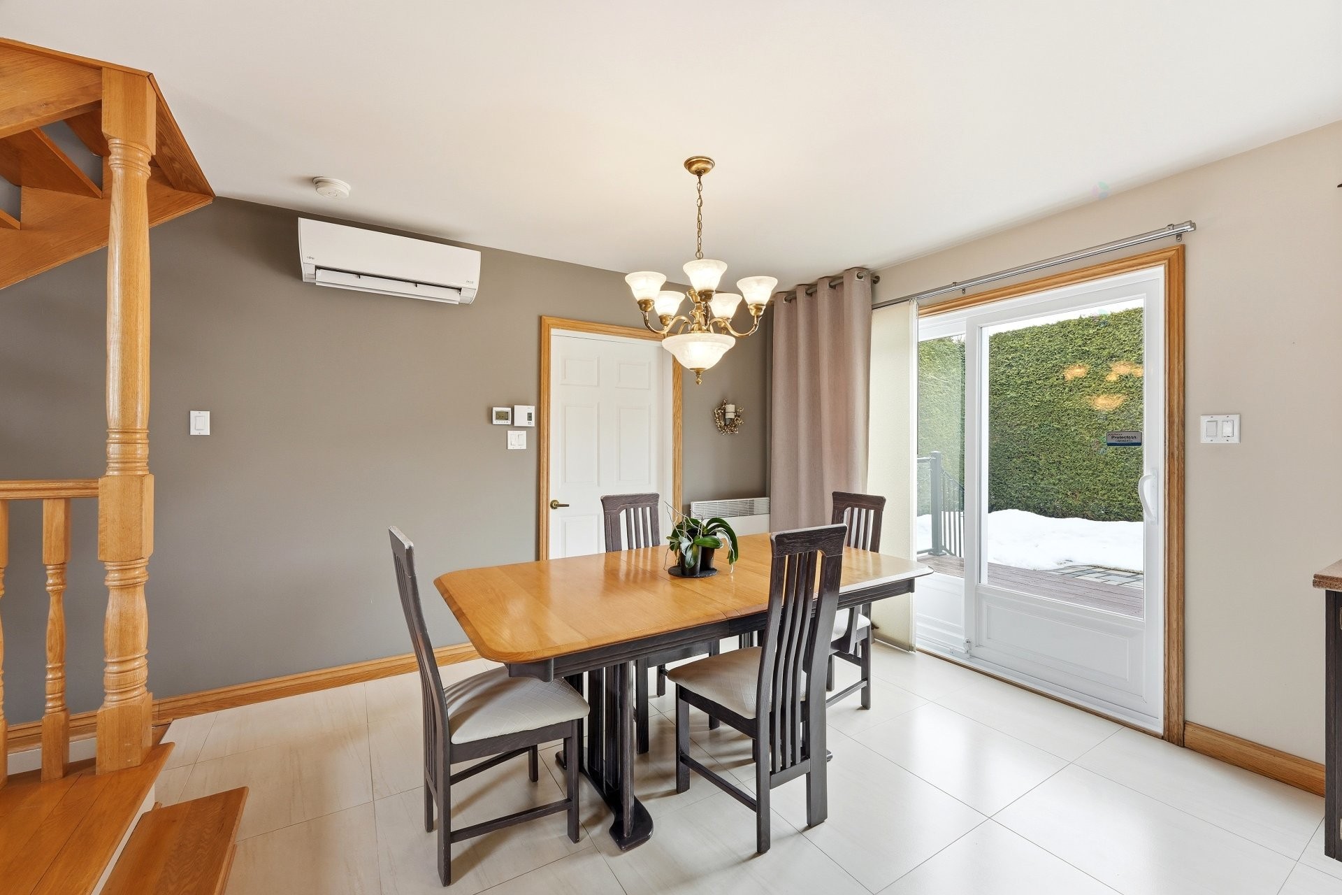 









1171


Rue Rodin

,
Repentigny (Repentigny),




QC
J5Y3M5

