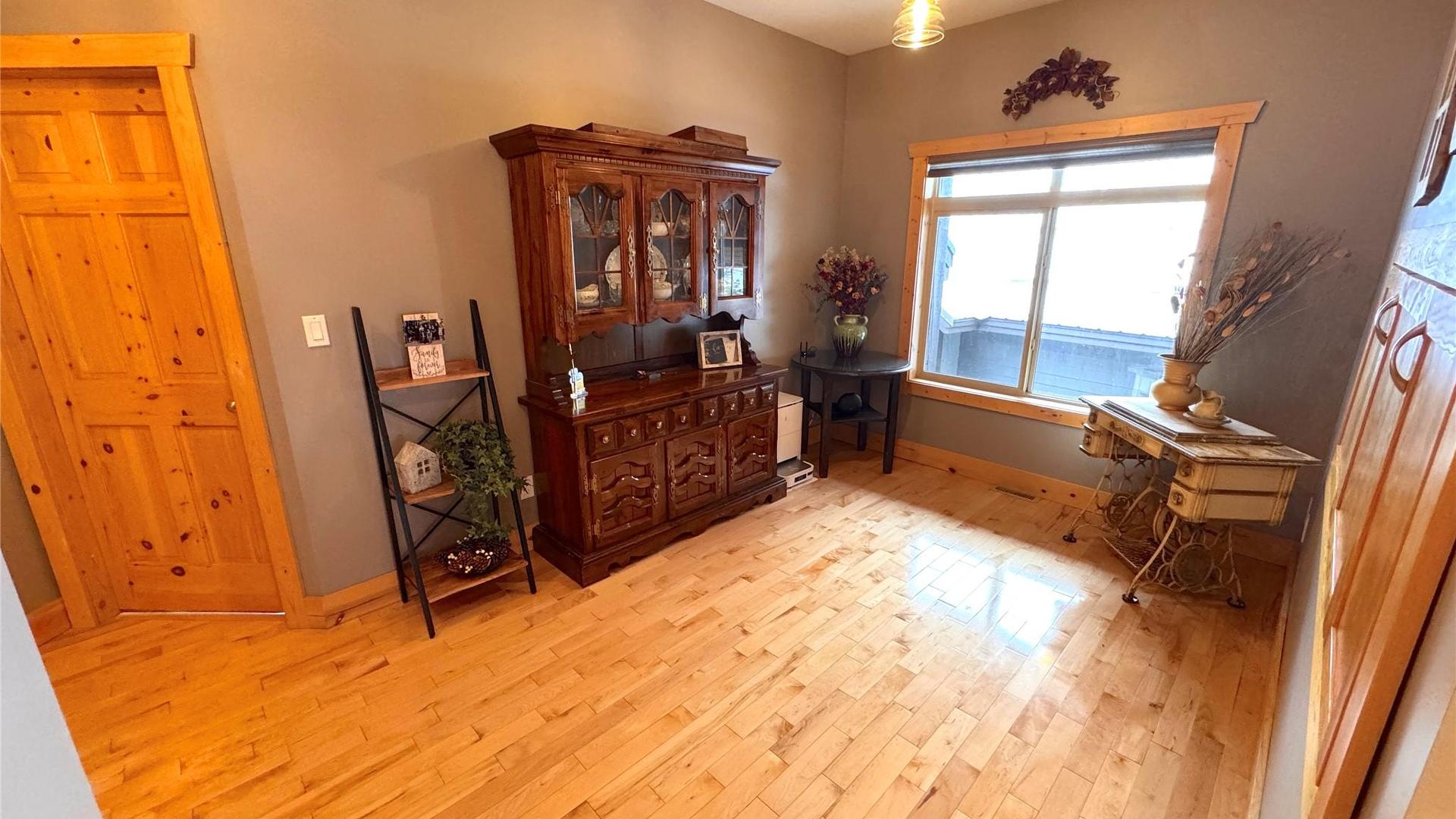 









6


Alpine Trail

Lane, B,
Fernie,




BC
V0B 1M5

