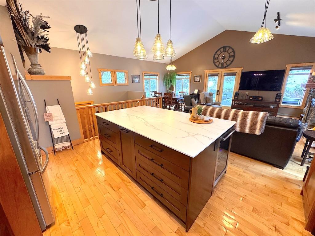 









6


Alpine Trail

Lane, B,
Fernie,




BC
V0B 1M5

