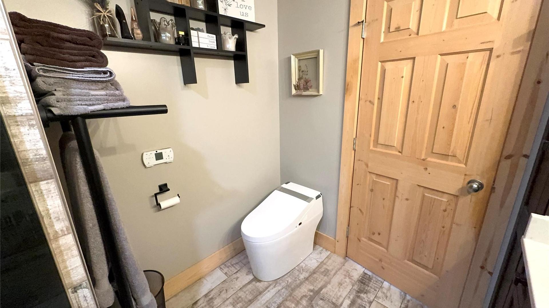 









6


Alpine Trail

Lane, B,
Fernie,




BC
V0B 1M5

