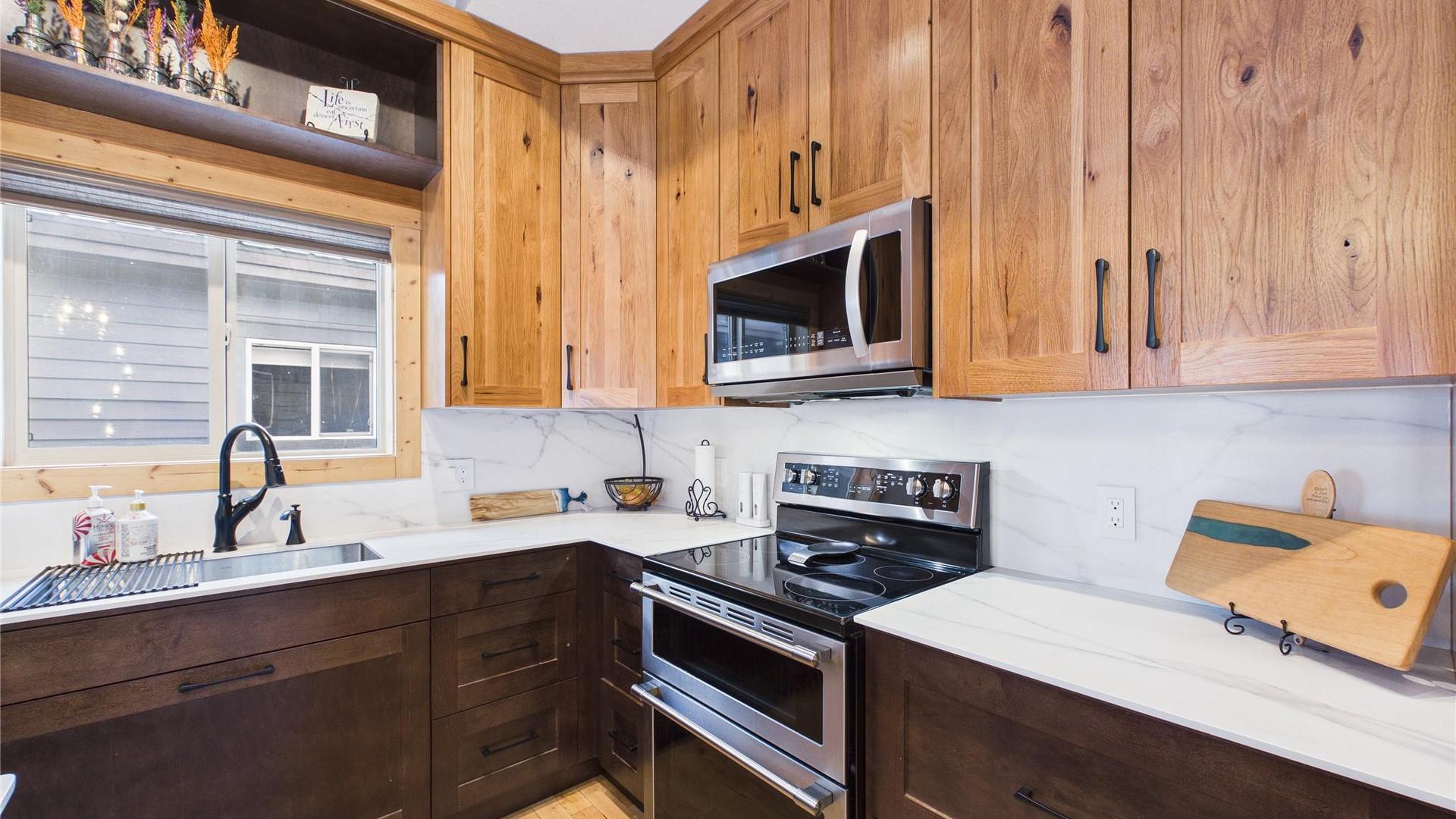 









6


Alpine Trail

Lane, B,
Fernie,




BC
V0B 1M5

